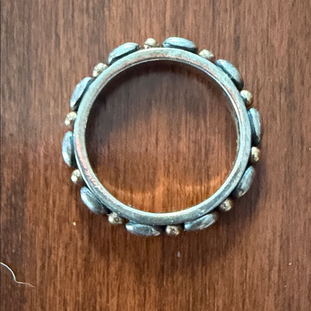 Elegant Silver and Gold Women's Ring